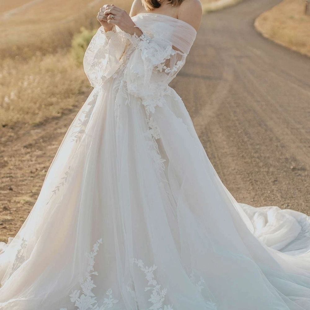 Martina Liana 1413 Detachable Sleeves